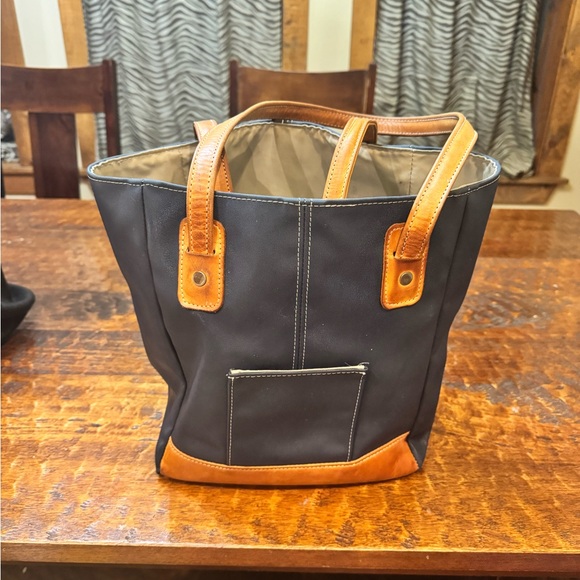 Jon Hart Alamo Heights tote - Picture 4 of 5